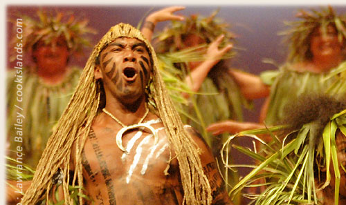 Vaka Puaikura Dance Group from Arorangi (Rarotonga) - Te Maeva Nui 2005 / Cook Islands